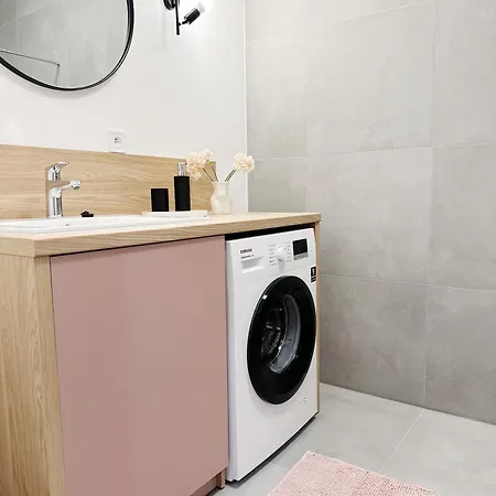 Апартаменты Dmr Rosie *